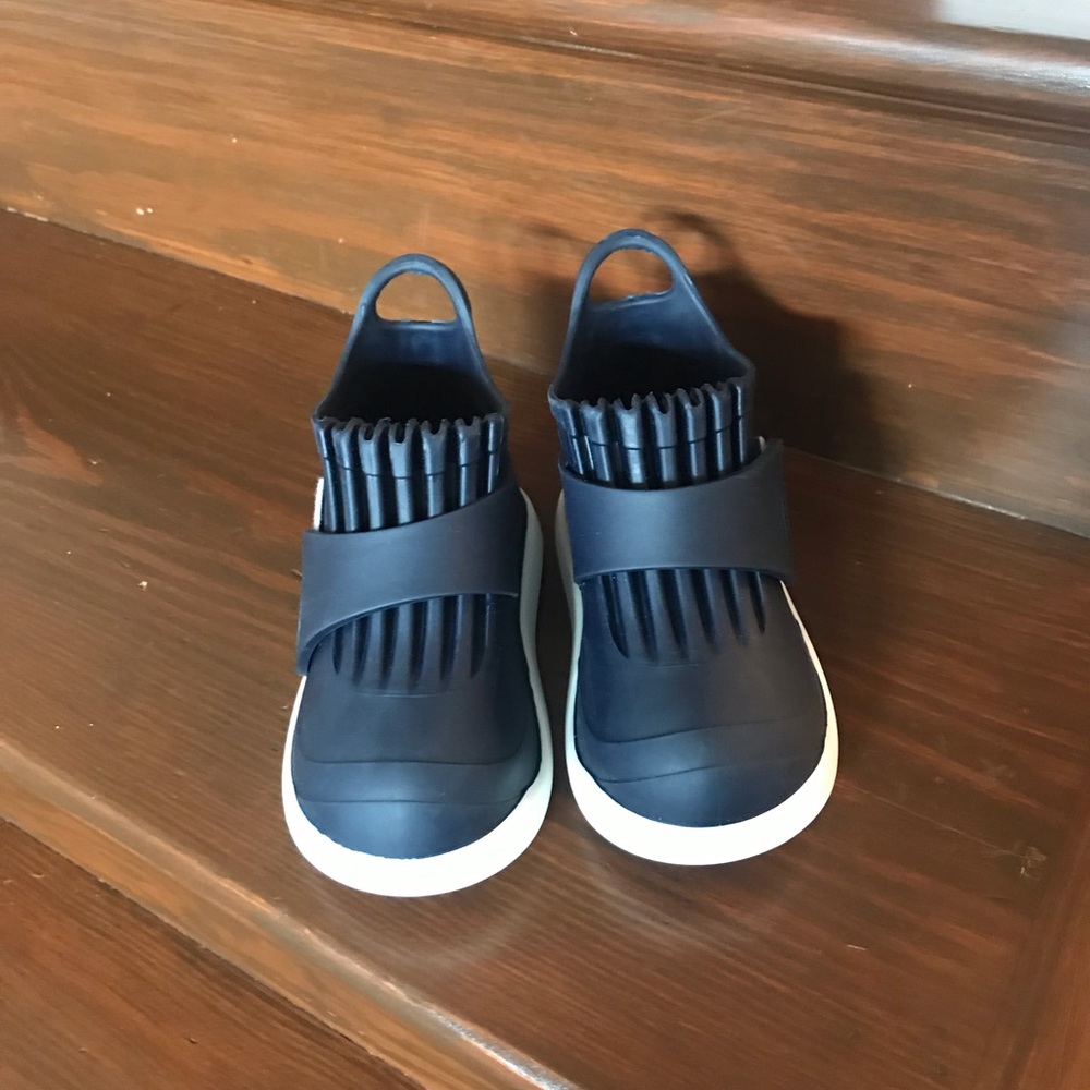 Butler Rockhopper Boot Sz 8  But best for Sz 7